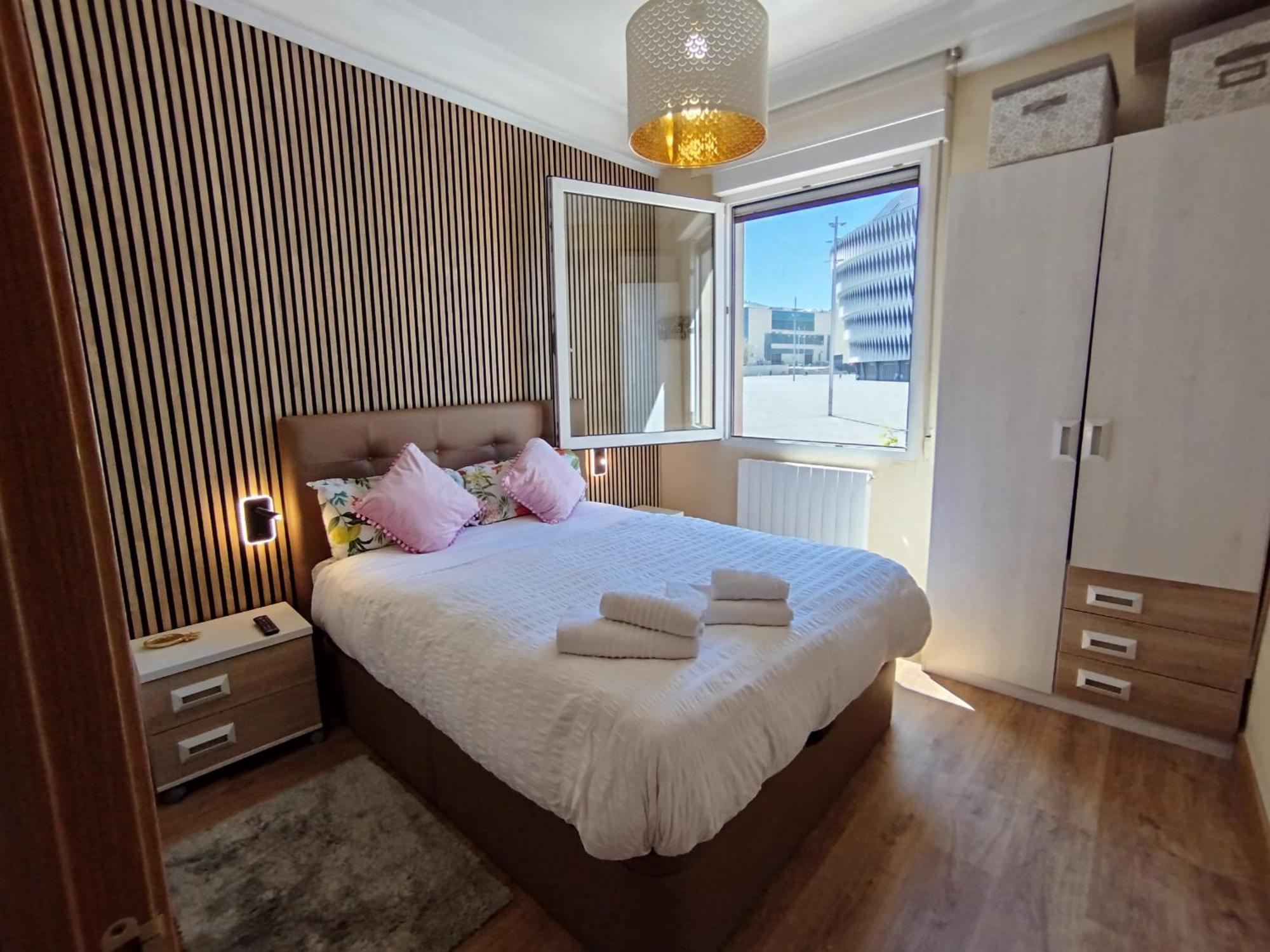 Stadium Corner Apartment